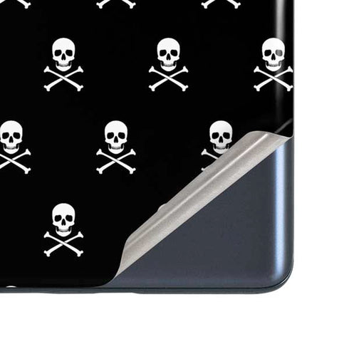 Skull and Crossbones (white) Galaxy S20 Fan Edition Skin