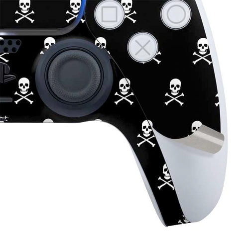 Skull and Crossbones (white) PS5 Slim Digital Edition Bundle Skin