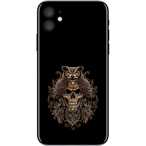 Skull and Owl by Sarah Richter iPhone 11 Skin