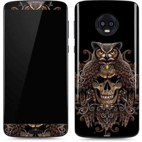 Skull and Owl by Sarah Richter Moto G6 Skin