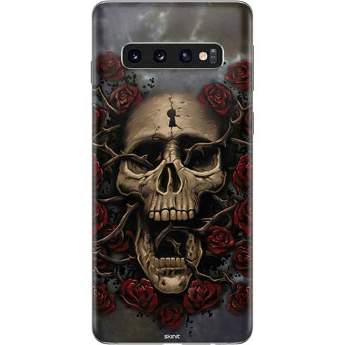 Liquid Blue Skull Entwined with Roses Galaxy S10 Skin