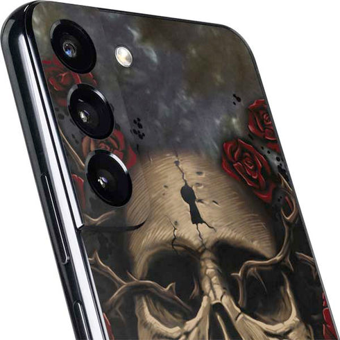Liquid Blue Skull Entwined with Roses Galaxy S22 Plus Skin