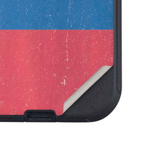 Slovakia Flag Distressed Otterbox Defender iPhone Skin