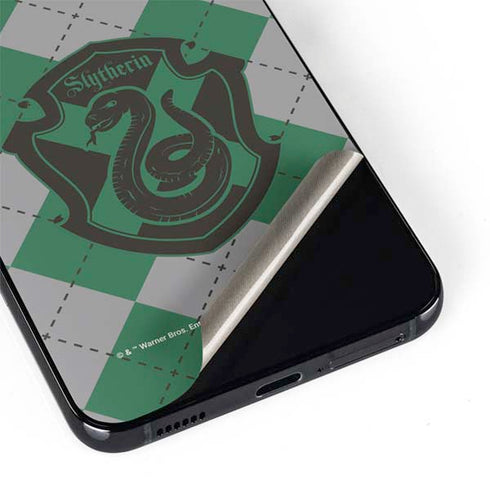 Wizarding World Harry Potter Slytherin Crest Galaxy S22 Plus Skin