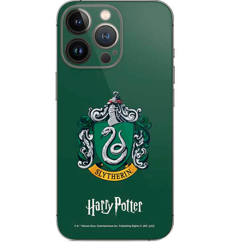 Wizarding World Harry Potter Slytherin House Crest iPhone 15 Pro Skin