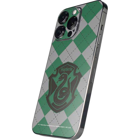 Wizarding World Harry Potter Slytherin Crest iPhone 15 Pro Skin