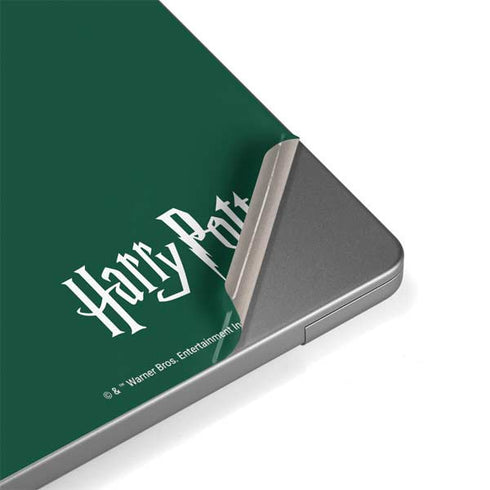 Wizarding World Harry Potter Slytherin House Crest MacBook Pro 14in (2021-24) Skin