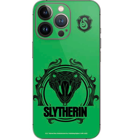 Wizarding Worlds Harry Potter Slytherin Illustration iPhone 14 Pro Skin