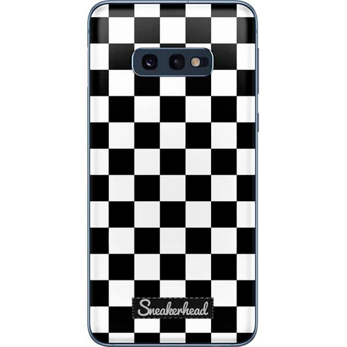 Sneakerhead Checkered Galaxy S10e Skin