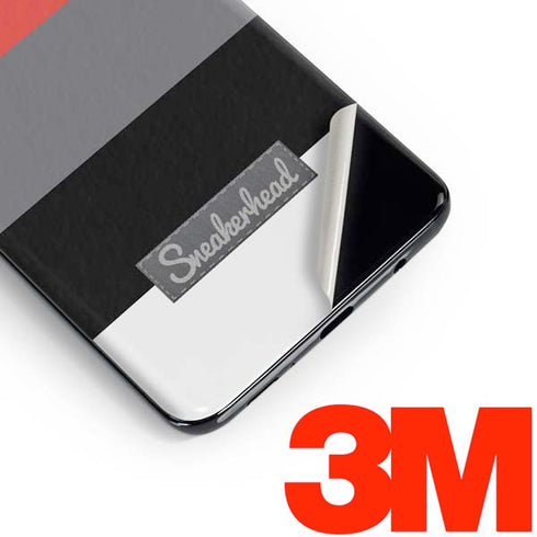 Sneakerhead Stripes Galaxy S10 Skin