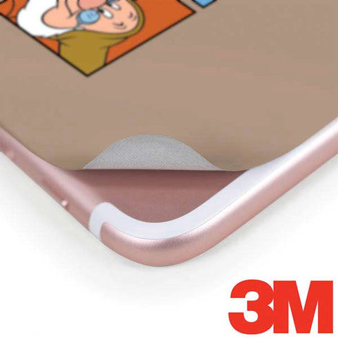 Disney Snow White Character Portraits iPhone 7 Skin