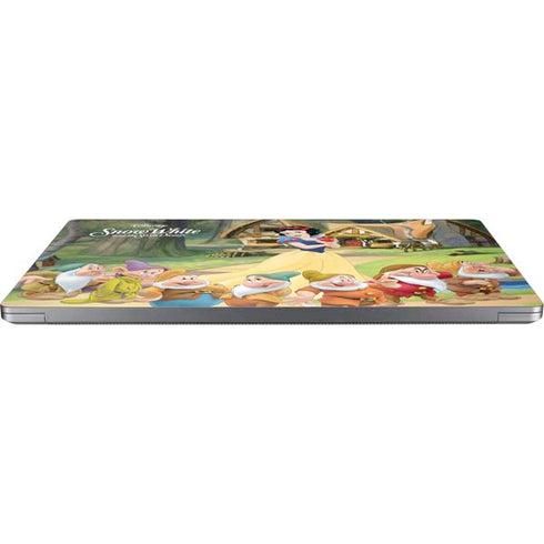 Disney Snow White Classic Cover Universal Laptop 17in (13.8 x 10in) Skin
