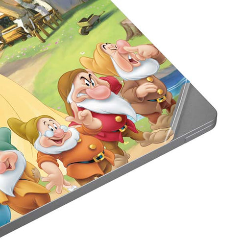 Disney Snow White Classic Cover Universal Laptop 18in (14.6 x 10.6in) Skin