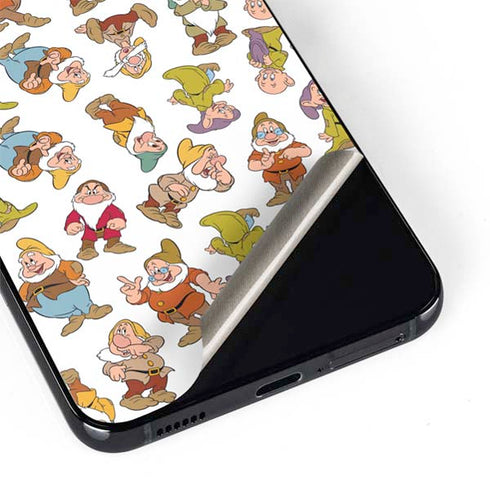 Disney Snow White Dwarfs Pattern Galaxy S22 Skin