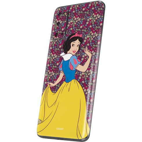 Disney Snow White Character with Floral Pattern Galaxy S20 Skin
