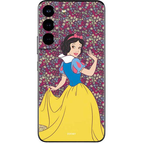 Disney Snow White Character with Floral Pattern Galaxy S22 Skin