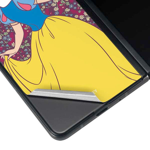 Disney Snow White Character with Floral Pattern Galaxy Z Fold4 5G Skin