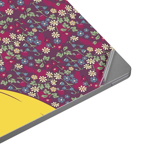 Disney Snow White Character with Floral Pattern Universal Laptop 12in (9.8 x 6.8in) Skin