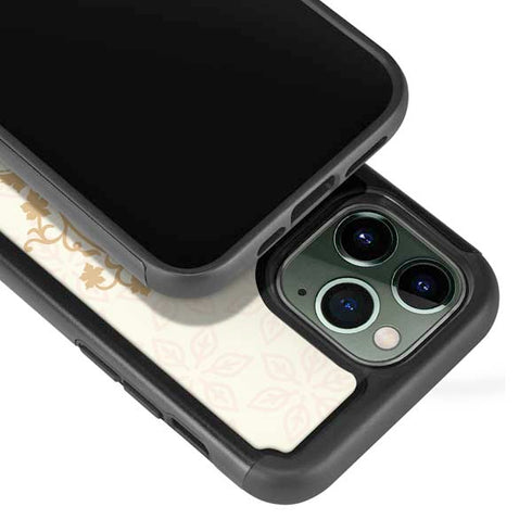 Disney Snow White Classic Art iPhone 13 Pro Cargo Case