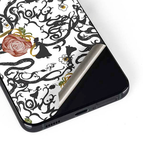 Disney Snow White Roses and Character Silhouette Galaxy S22 Skin