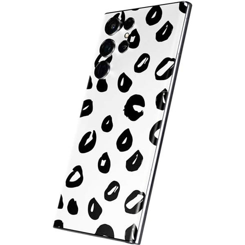 Spotted Animal Print Galaxy S22 Ultra Skin