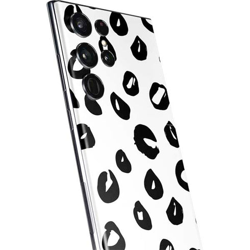 Spotted Animal Print Galaxy S22 Ultra Skin