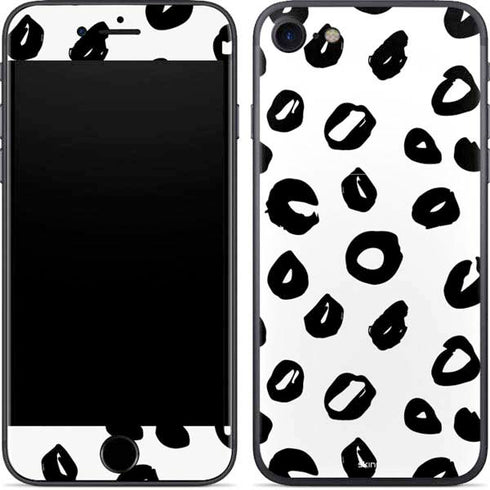 Spotted Animal Print iPhone SE (2nd & 3rd Gen) Skin