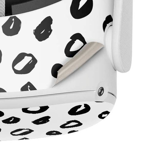 Spotted Animal Print Oculus Quest 2 Skin