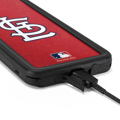 MLB St. Louis Cardinals - Solid Distressed Galaxy S20 Waterproof Case