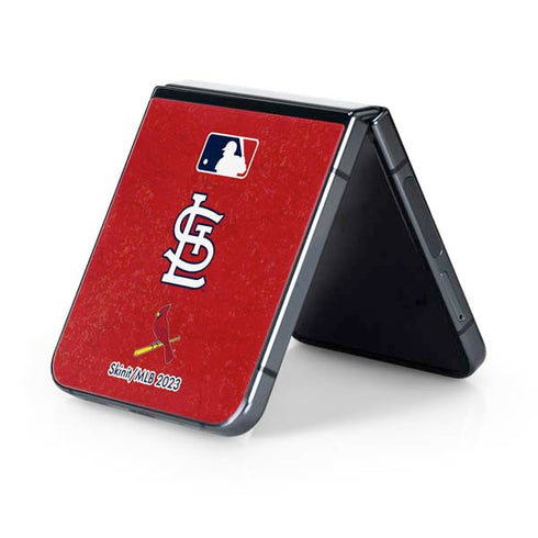 MLB St. Louis Cardinals - Solid Distressed Galaxy Z Flip5 5G Skin