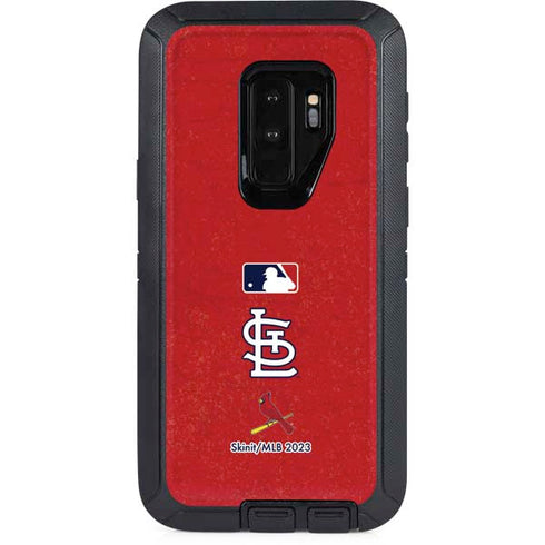 MLB St. Louis Cardinals - Solid Distressed Otterbox Defender Galaxy Skin