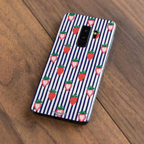 Bouffants and Broken Hearts Strawberries and Stripes Galaxy S9 Plus Skin