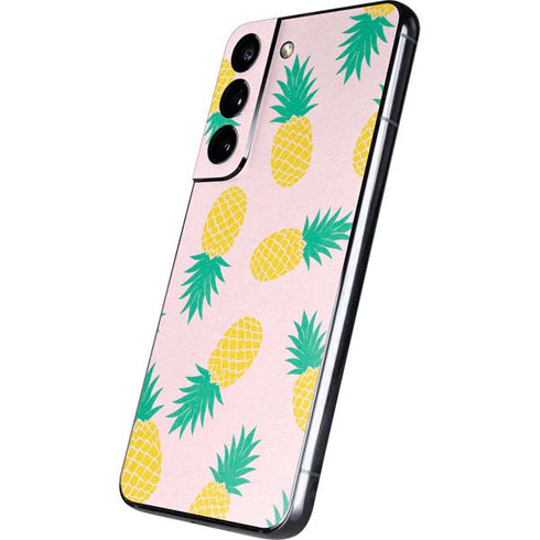 Summer Pineapples Galaxy S22 Skin