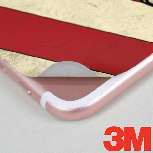 DC Comics Superman Vintage Pose American Flag iPhone 7 Skin