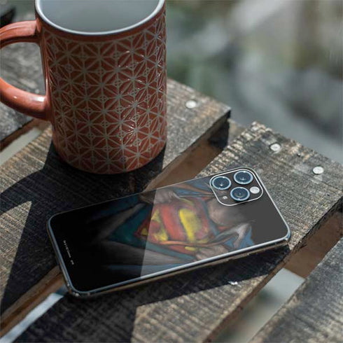 DC Comics Superman Pastel Art iPhone 11 Pro Skin
