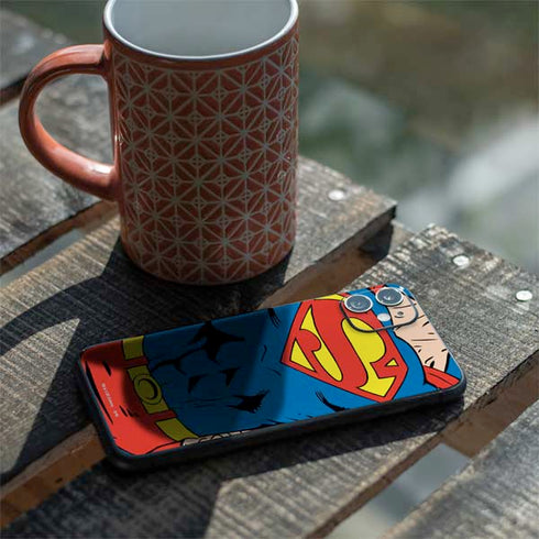 DC Comics Superman Vintage Chest iPhone 11 Skin