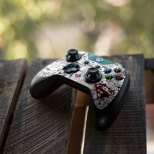 DC Comics Superman Comic Pattern Logo in Red Xbox One Controller Skin