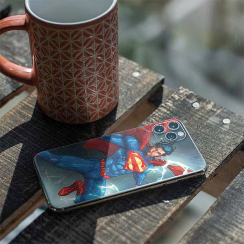 DC Comics Superman Secret and Lies #2 Cover New 52 iPhone 11 Pro Max Skin