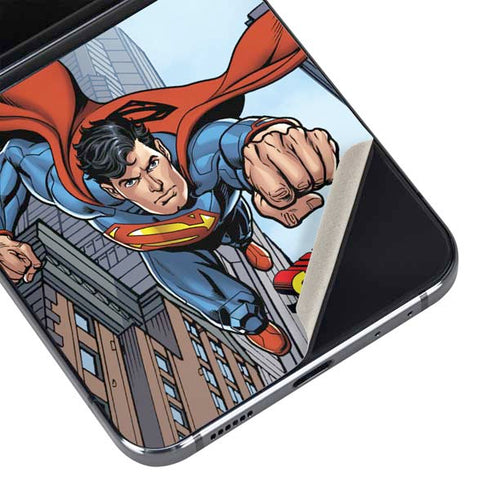 DC Comics Superman Flying Pose Galaxy Z Flip5 5G Skin