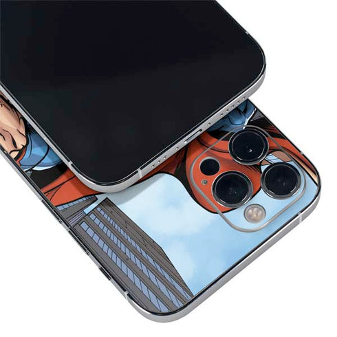 DC Comics Superman Flying Pose iPhone 12 Pro Skin