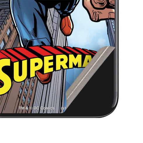 DC Comics Superman Flying Pose iPhone SE (2nd & 3rd Gen) Skin