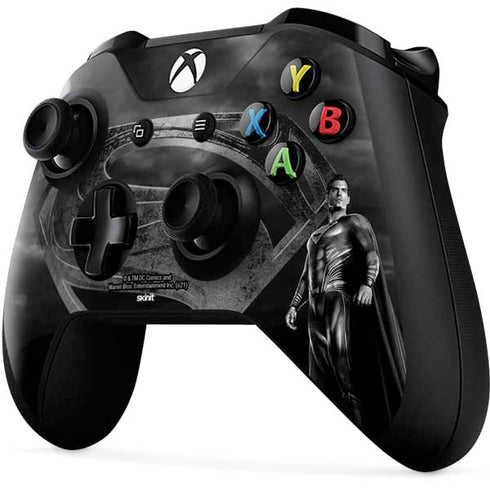The Justice League (2017) Superman Poster Xbox One X Controller Skin