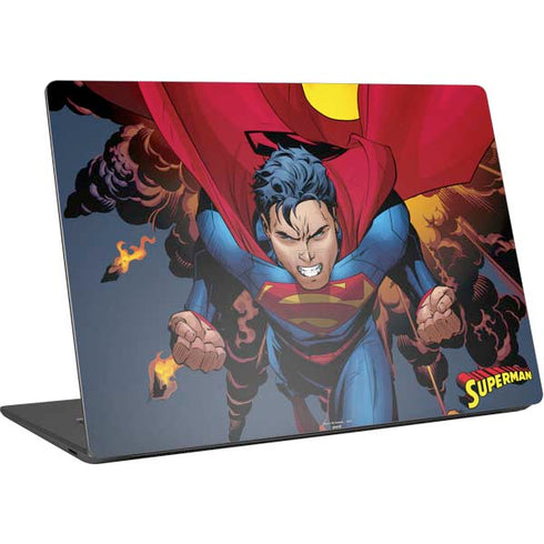 DC Comics Superman Action Flying Pose Surface Laptop 4 15in Skin