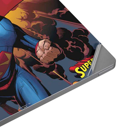DC Comics Superman Action Flying Pose Universal Laptop 18in (14.6 x 10.6in) Skin