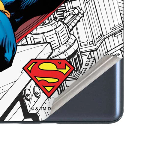 DC Comics Superman Super Speed Flying Over City Galaxy S20 Fan Edition Skin