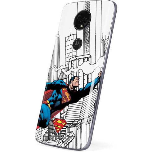 DC Comics Superman Super Speed Flying Over City Moto E5 Plus Skin