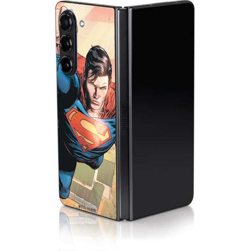 DC Comics Superman Flying Pose Action Comics #957 Art by Patch Zircher Galaxy Z Fold5 5G Skin