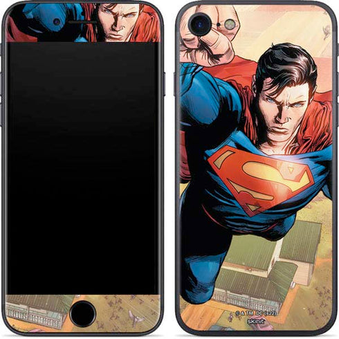 DC Comics Superman Flying Pose Action Comics #957 Art by Patch Zircher iPhone SE (2nd & 3rd Gen) Skin