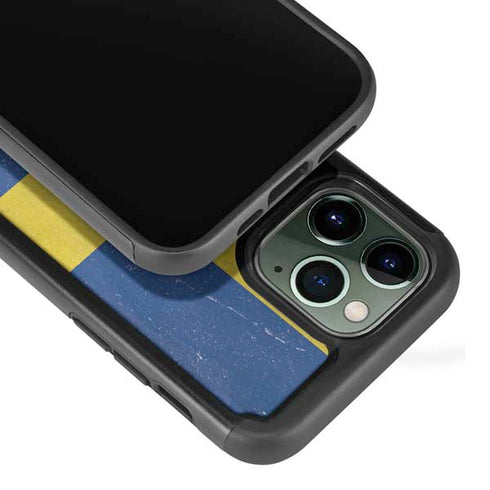 Sweden Flag Distressed iPhone 13 Pro Cargo Case