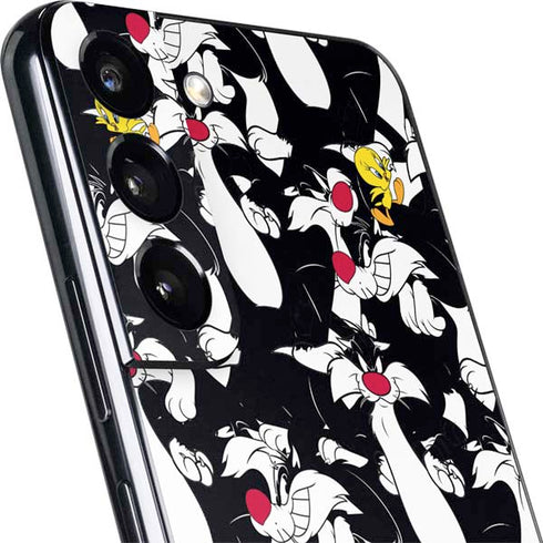 Looney Tunes Sylvester and Tweety Super Sized Galaxy S22 Skin